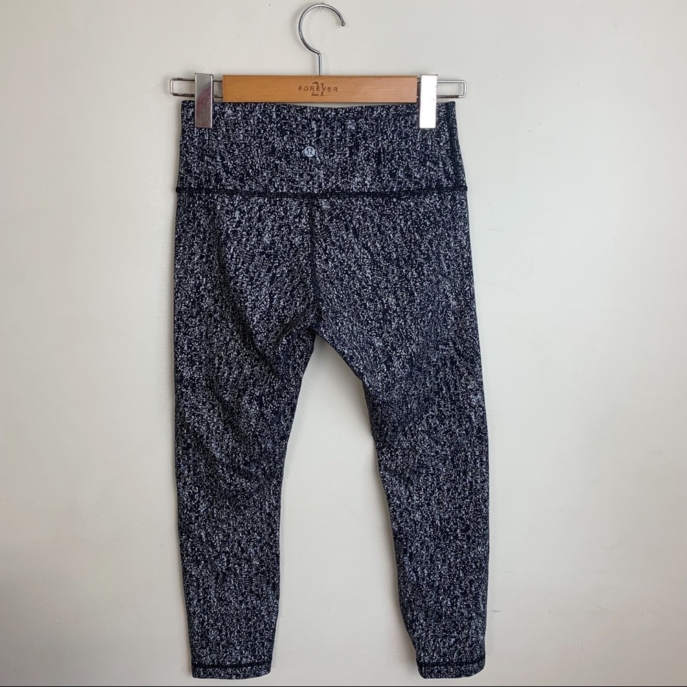 Lululemon Align Pant Black and Gray Patterned Size 8
